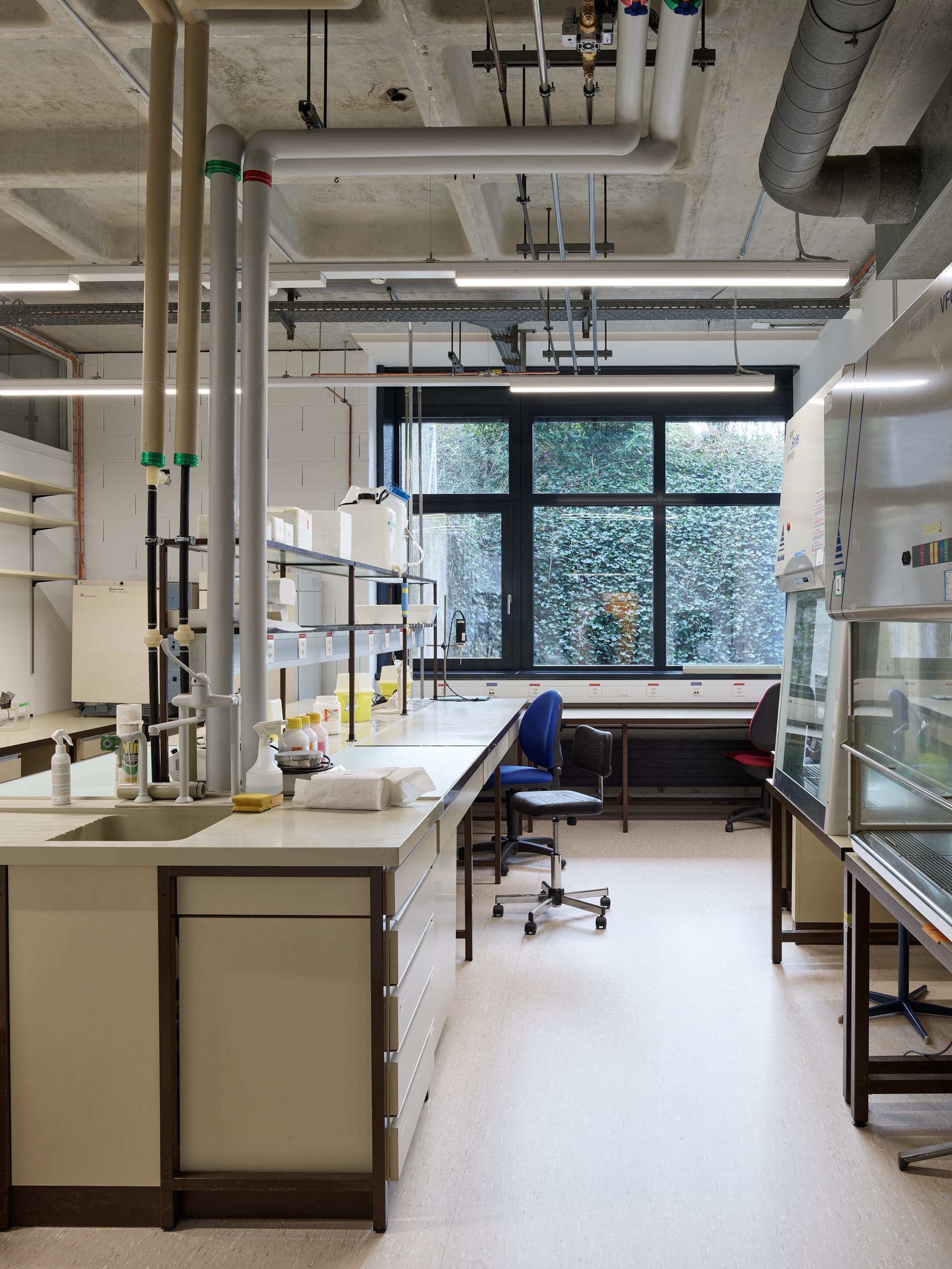 UNIL bâtiment CLE-F Biochimie